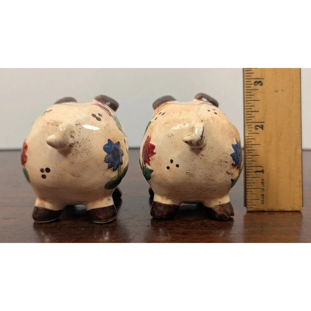 Vintage Ceramic Pig Salt & Pepper Shakers Floral Farmhouse Kitsch Pair 3